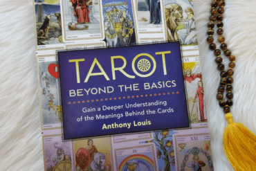 Giới thiệu 11 cuốn sách về Tarot bạn nên sở hữu